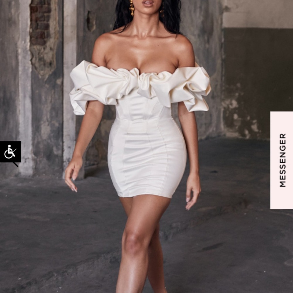 Mini dress